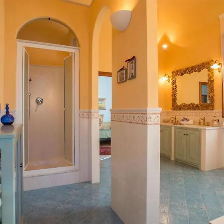 Gorgeous In Fabbrica With Jacuzzi Holiday home *